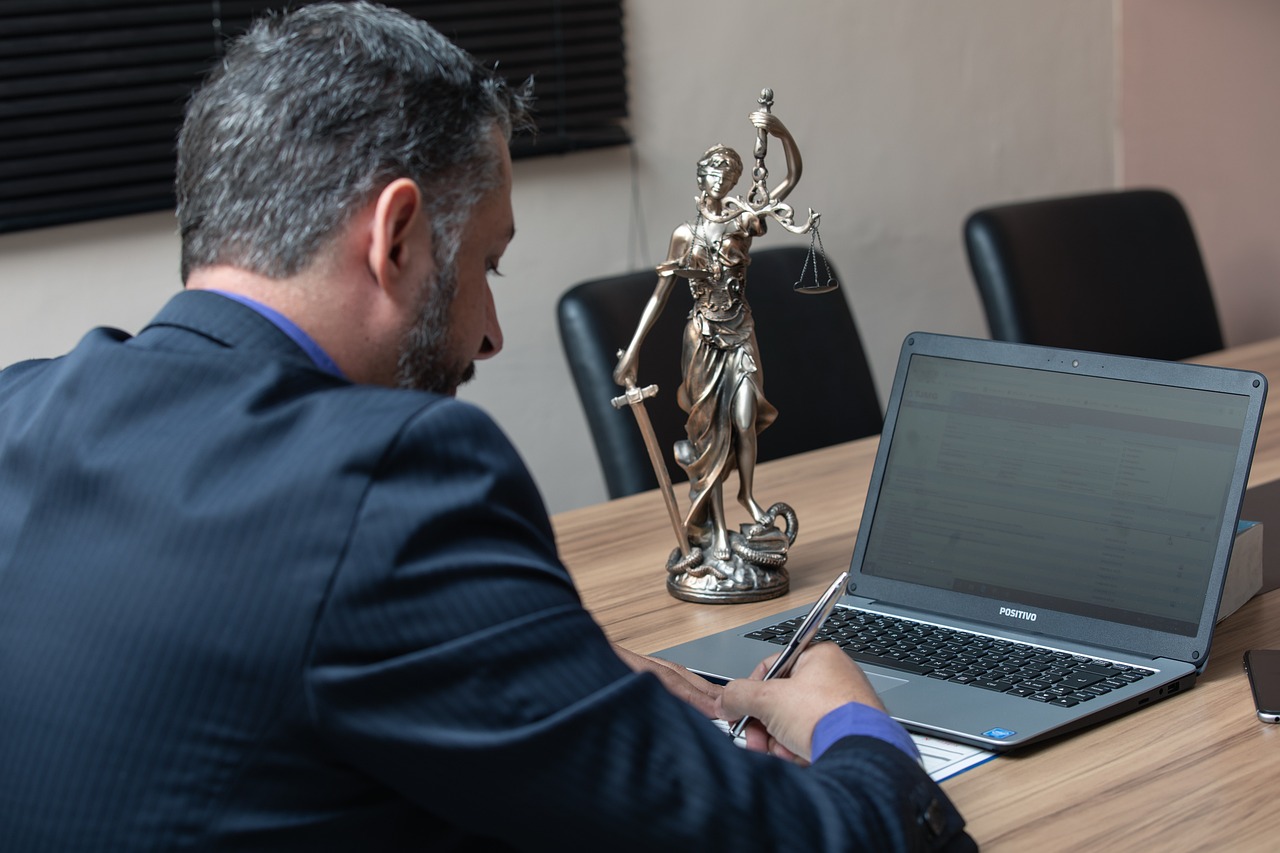 découvrez tout ce qu'il faut savoir sur le statut légal, sa définition, son importance et les implications pour les particuliers et les entreprises. explications claires et conseils pratiques.