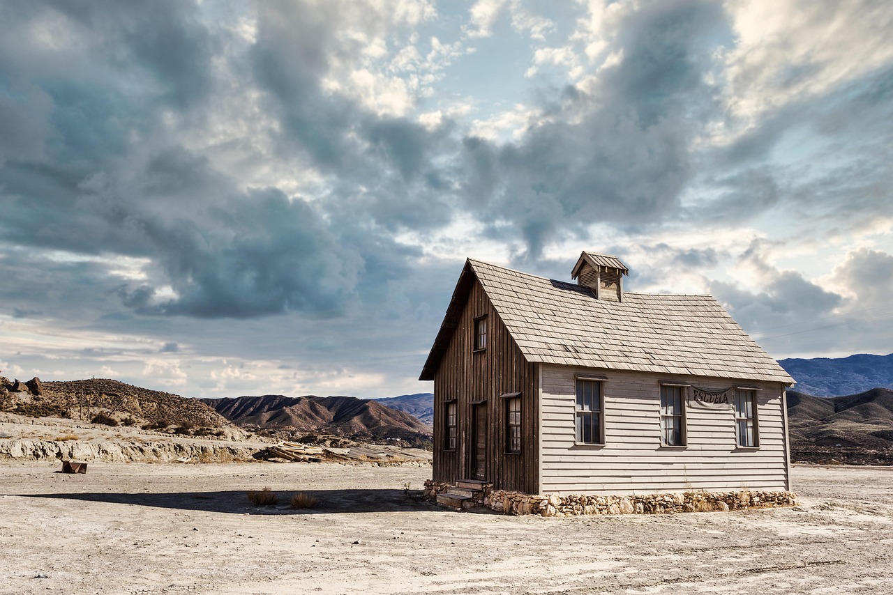 découvrez les meilleures solutions d’isolation pour améliorer le confort thermique et acoustique de votre habitation, réaliser des économies d’énergie et valoriser votre logement.
