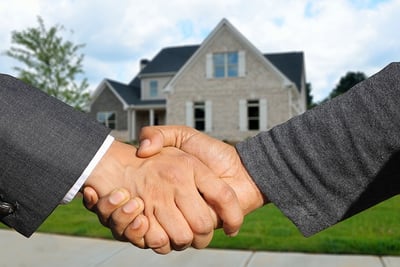 Agent immobilier indépendant : avis, avantages et inconvénients en 2025
